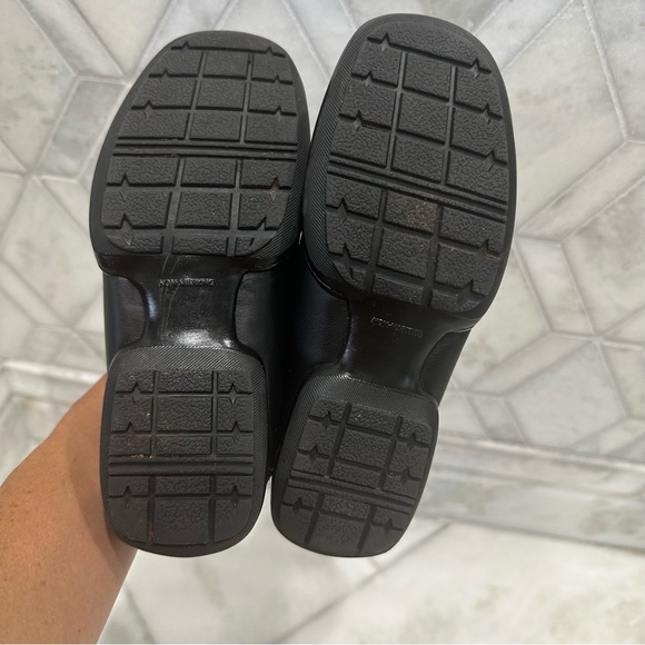 Size 1 Boy Black Nordstrom Dress Shoes - Picture 9 of 10